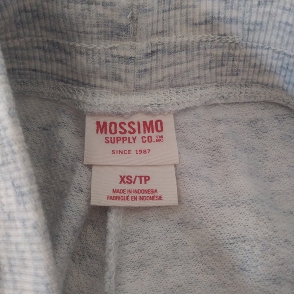 - Sweatpants - Picture 2 of 3